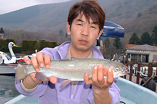 2001.04.18 芦ノ湖トラウト釣行