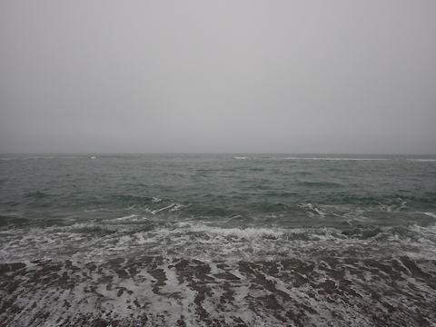 荒れ気味のオホーツク海
